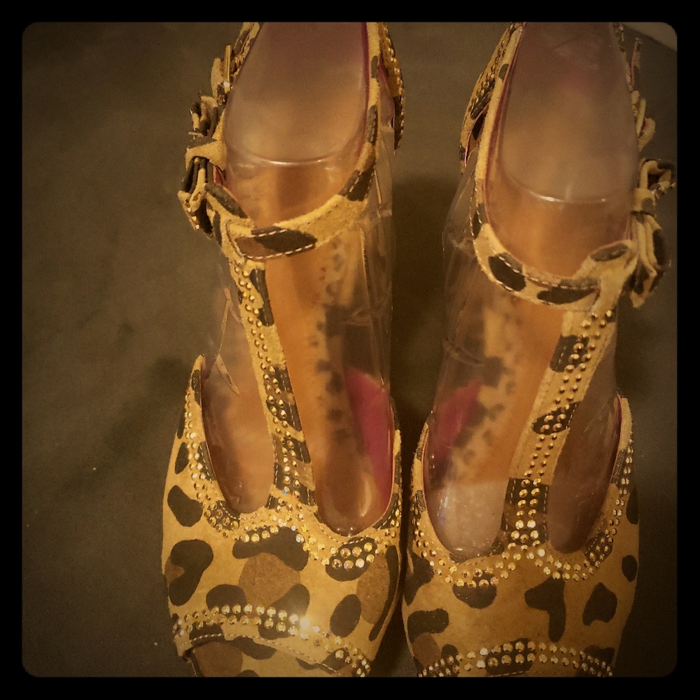 Giannin bini never worn